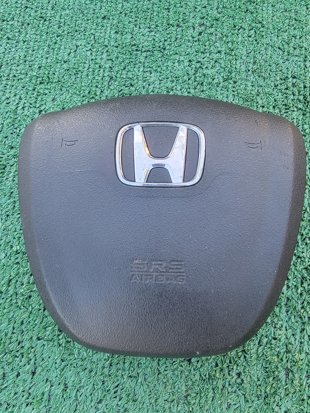 2009 Honda Steering Wheel Airbag Cover in Black